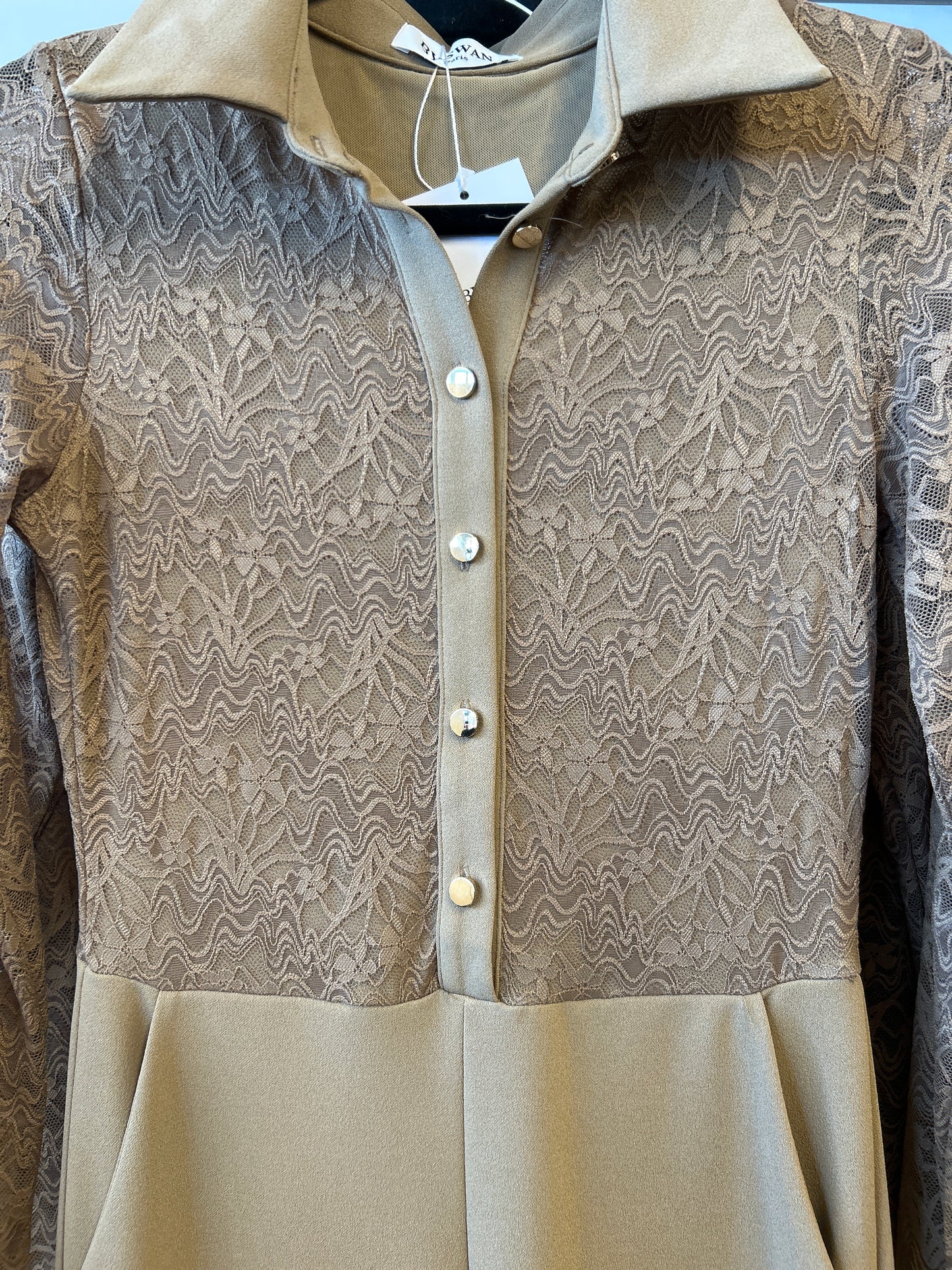 By Swan samfestingur með blúndu/ tveir litir