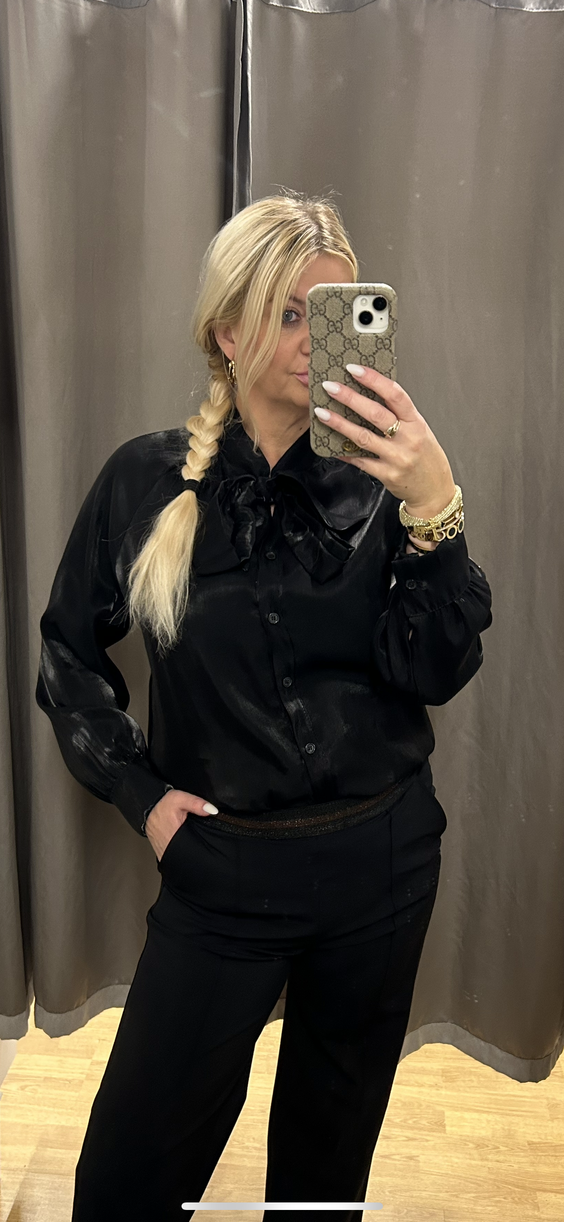 Skyrta silkiáferð tveir litir