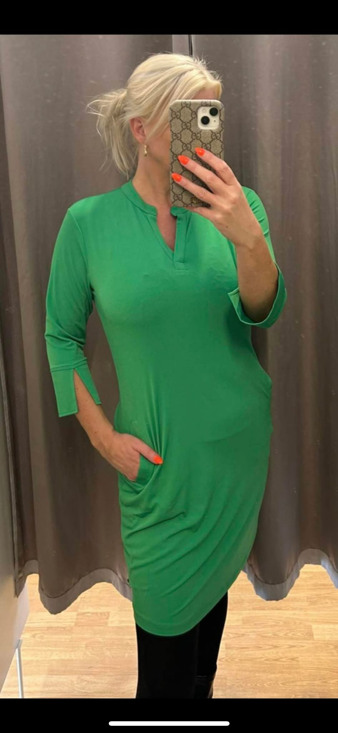 Angella Milan kjóll