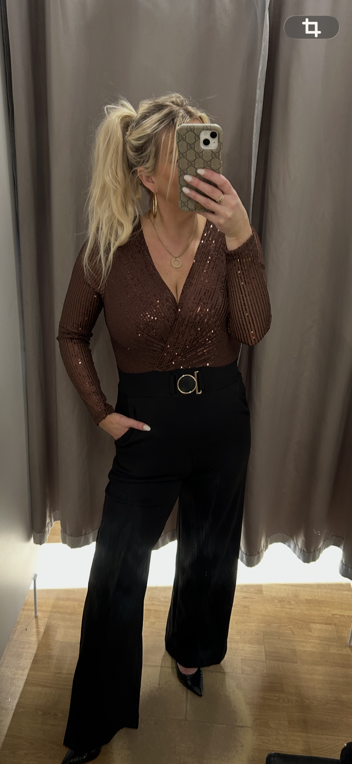 By Swan samfestingur