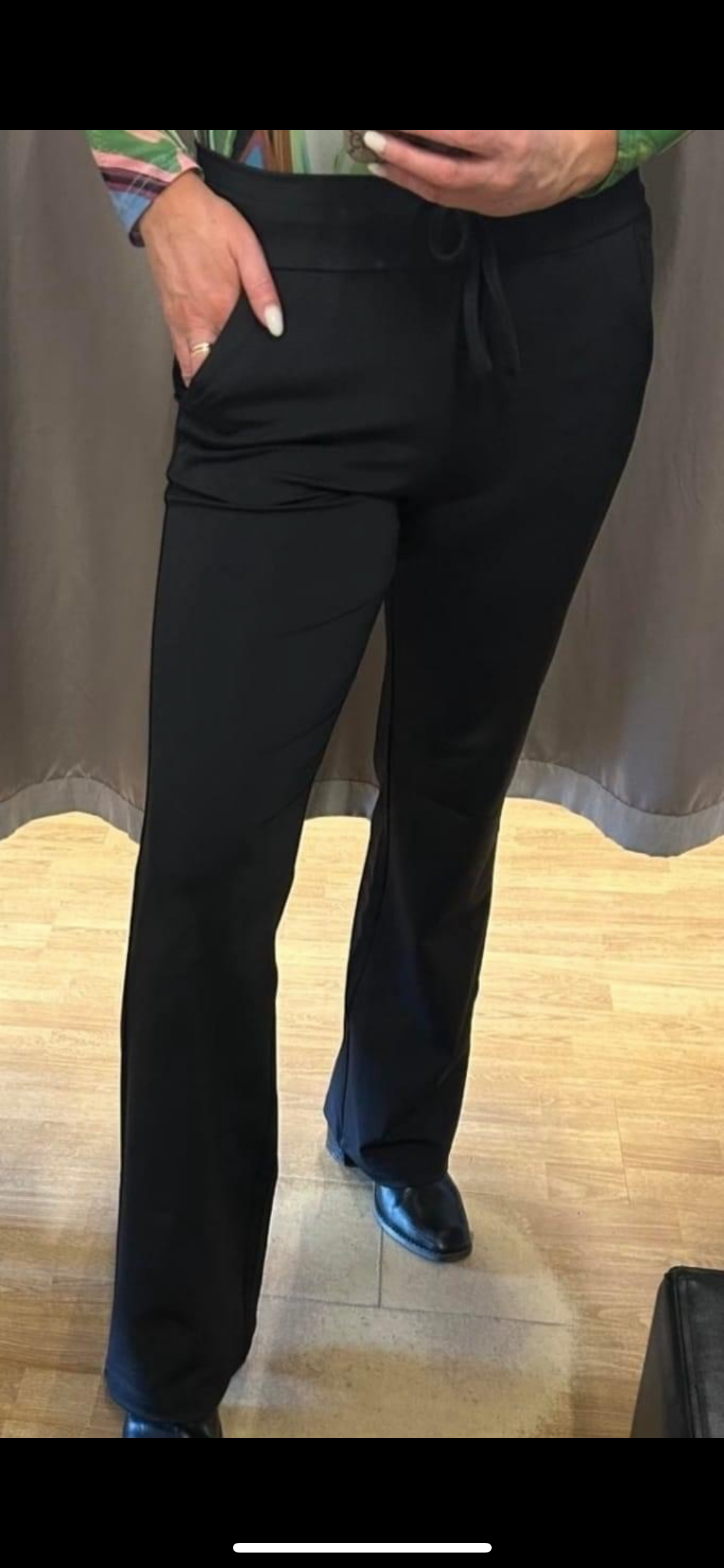 Angelle Milan/Stella Moretti buxur