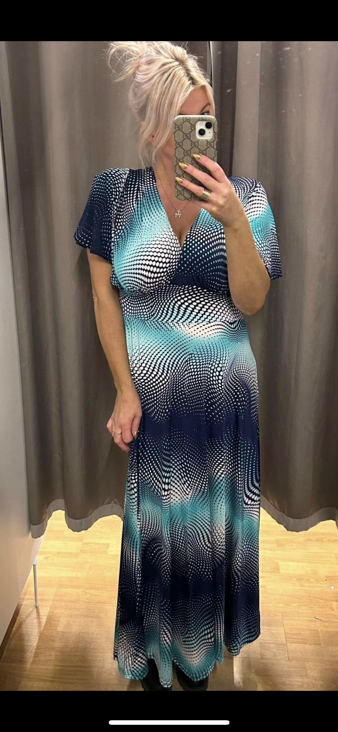 Kjólinn okkar
