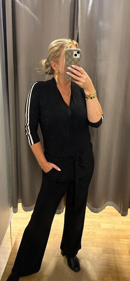 Angelle Milan samfestingur svartur