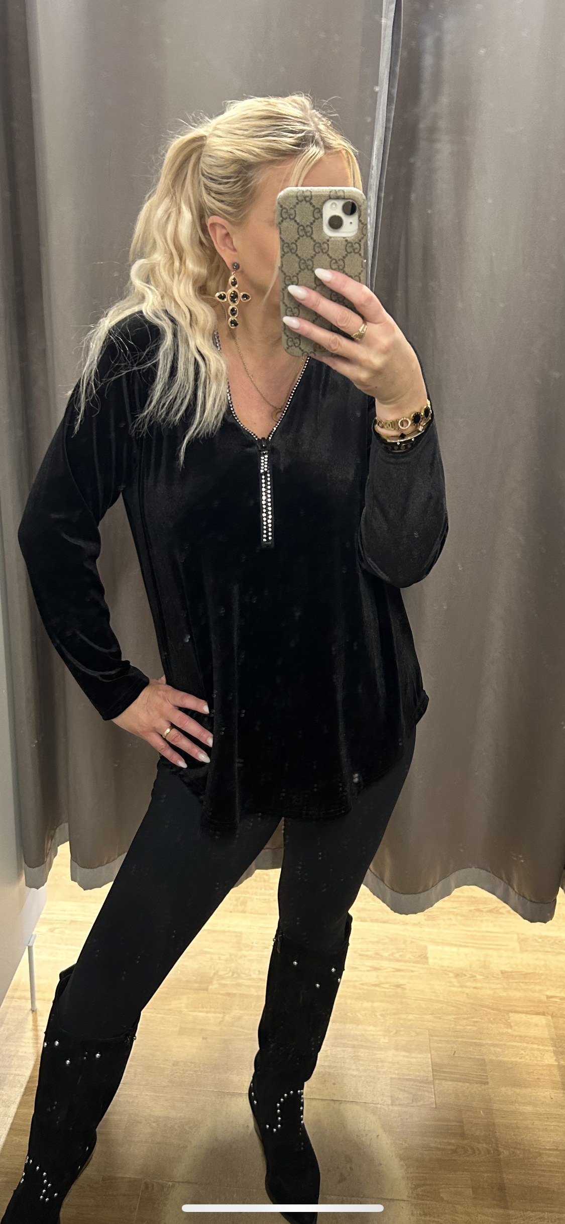 Flauels toppar margir litir