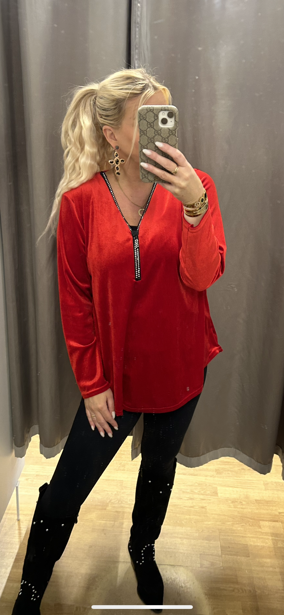 Flauels toppar margir litir