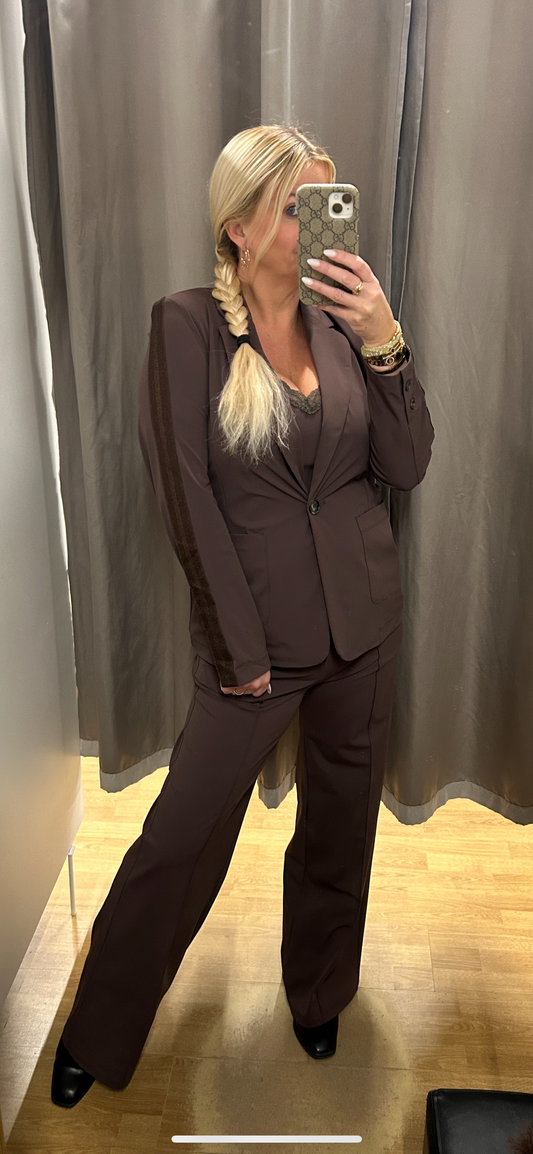 Angelle Milan/Stella  Brúnn dragtarjakki