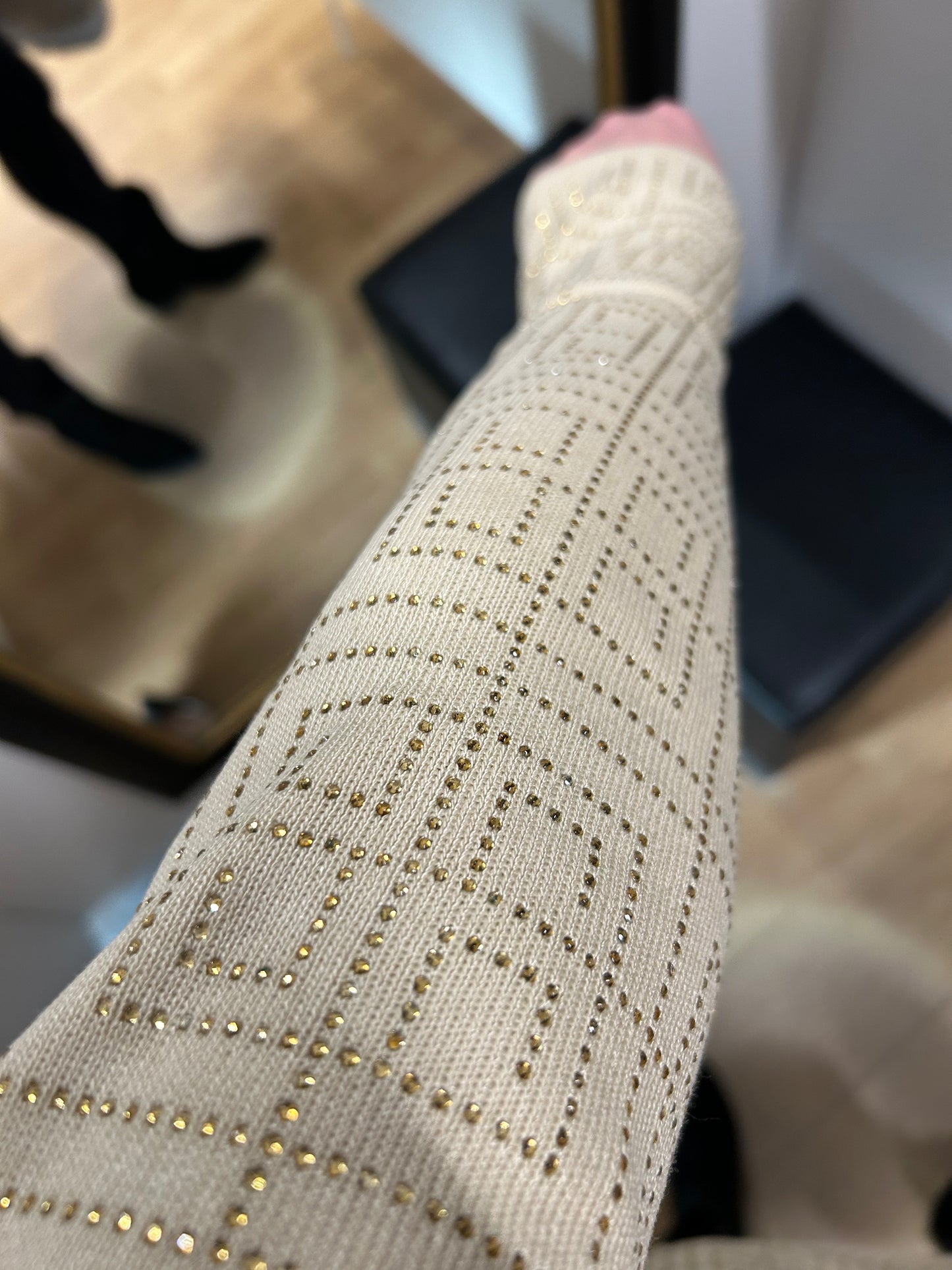 Síðar peysur með steinum. Tveir litir.