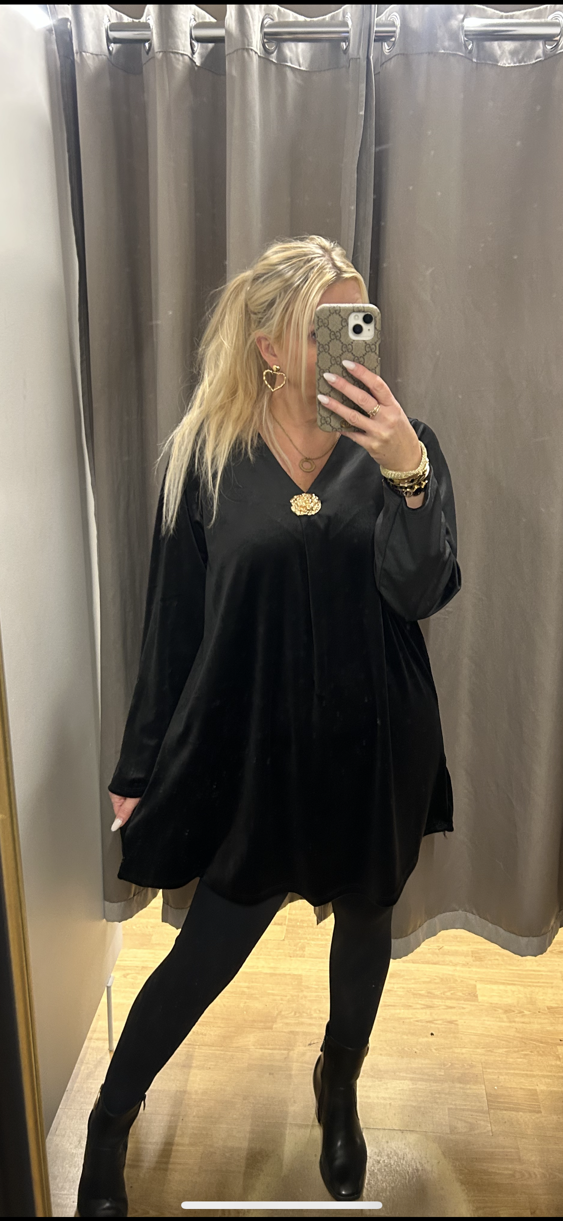 Flauels kjólar fjórir litir