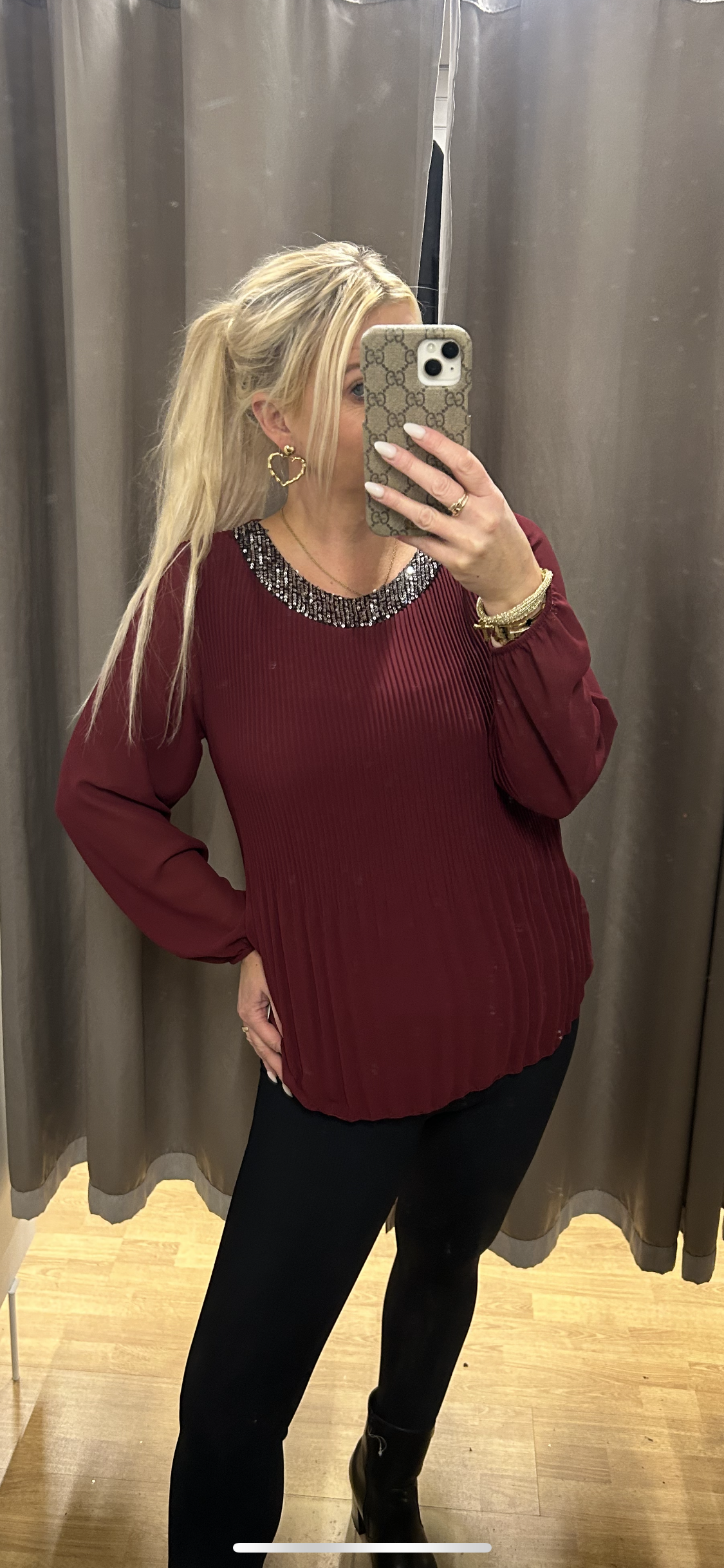 Toppur með pallíettukraga tveir litir