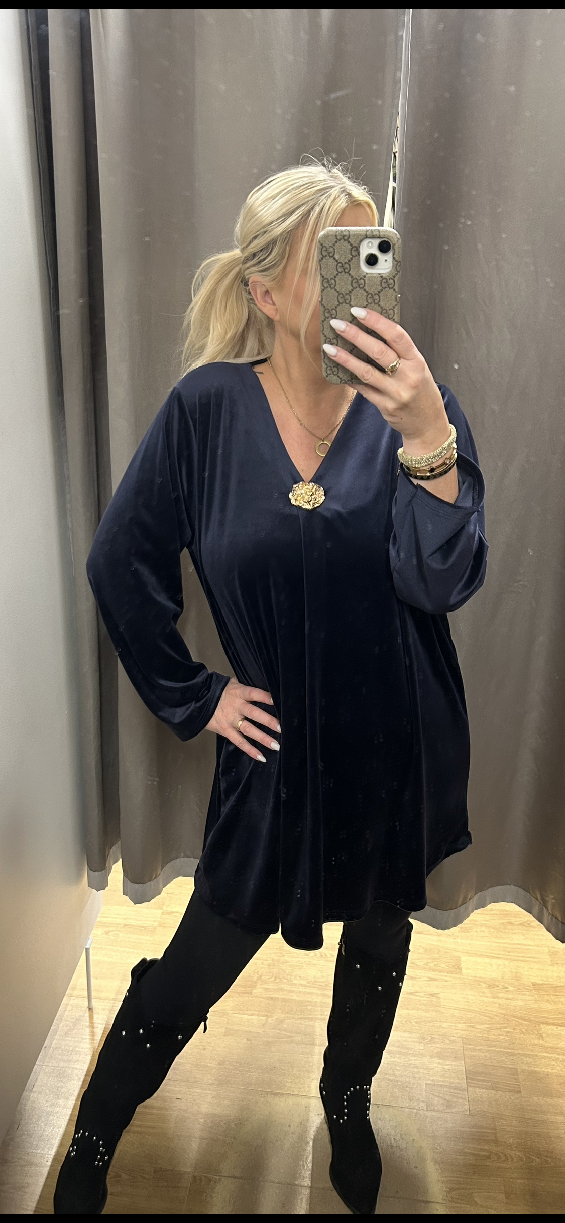 Flauels kjólar fjórir litir