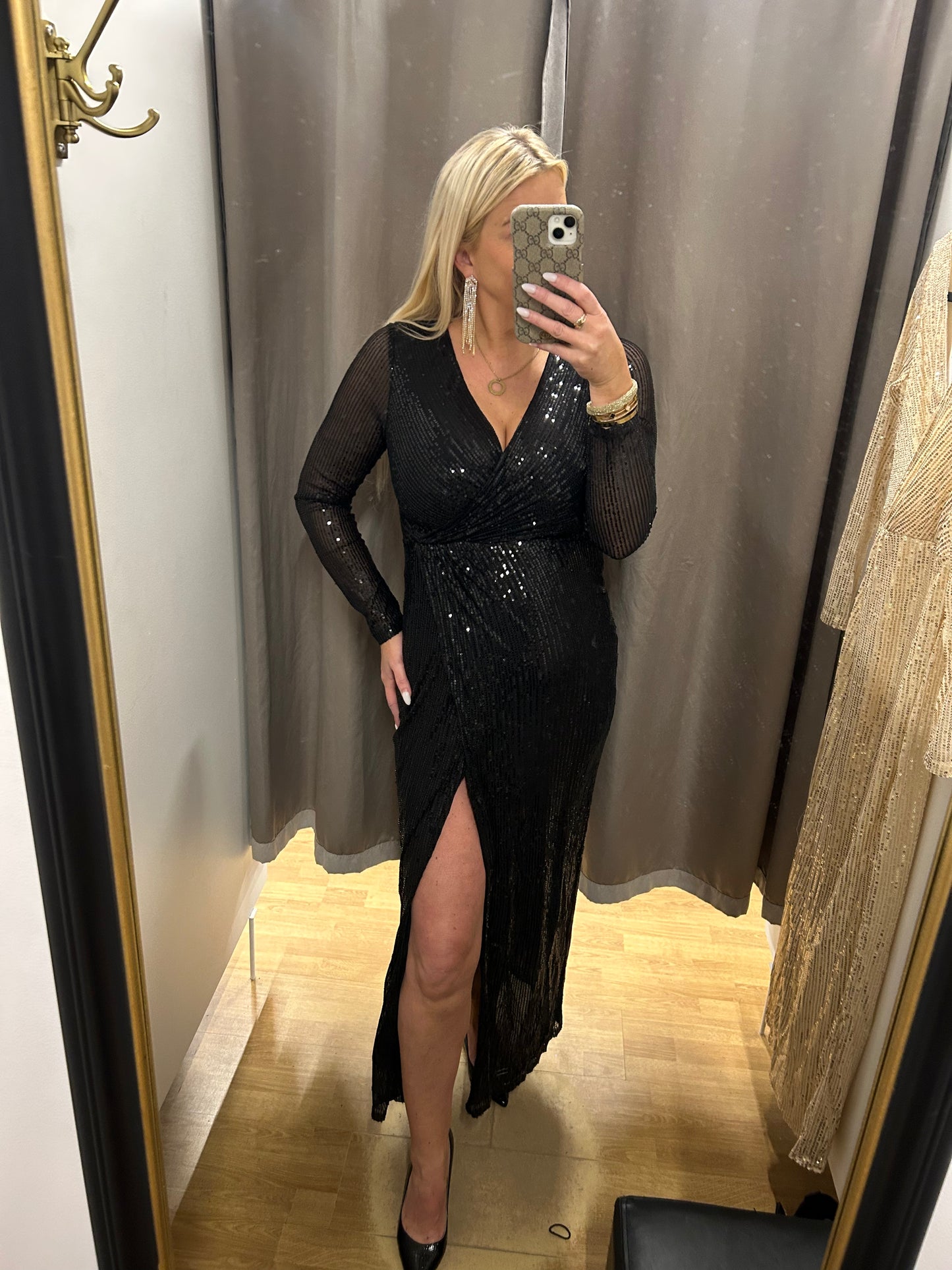 By Swan palliettukjólar/margir litir