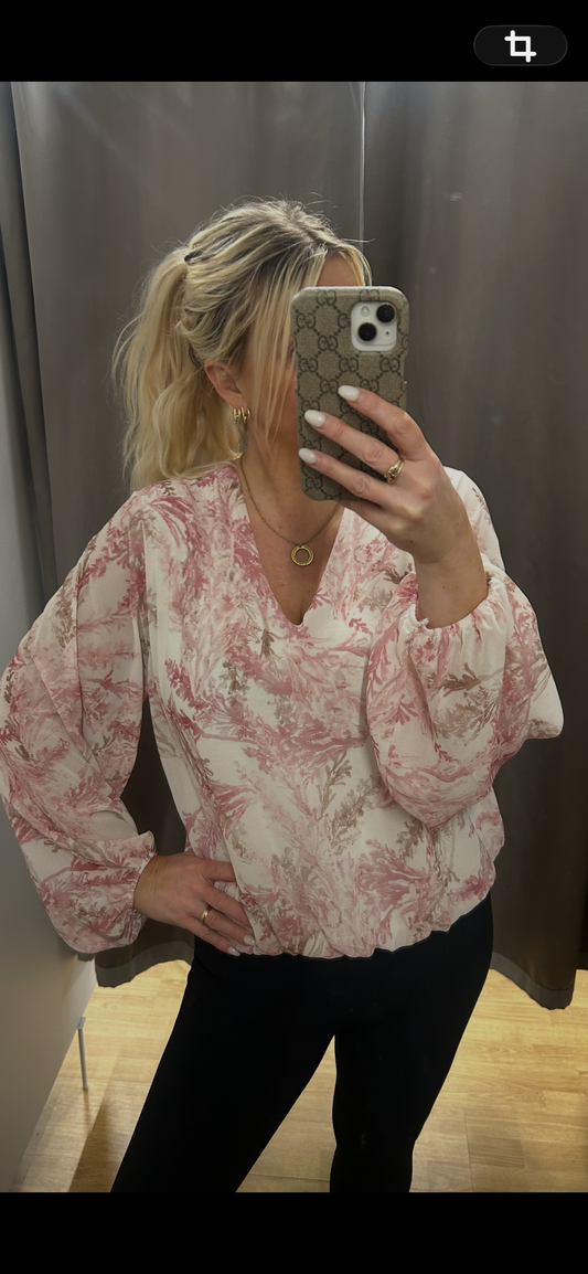 Latino toppar tveir litir