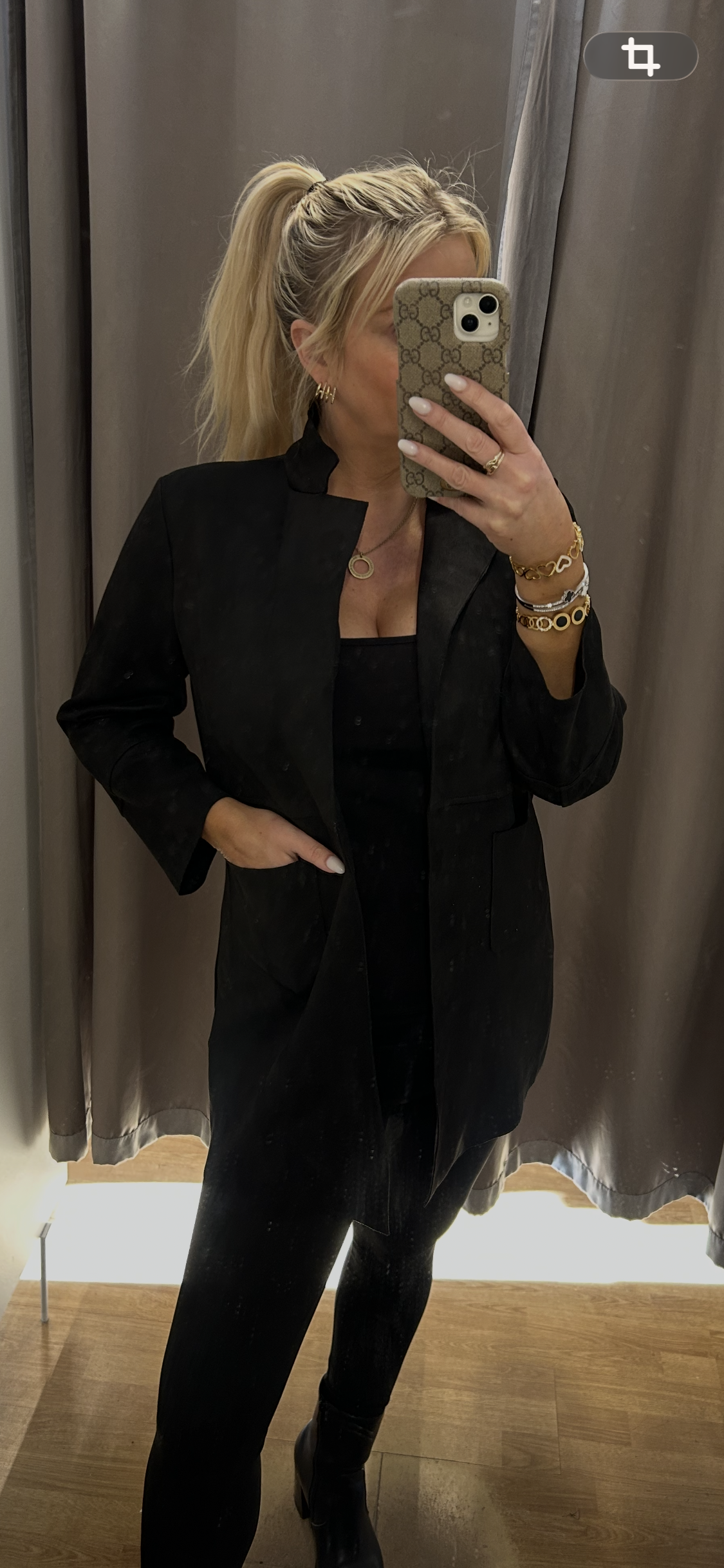 Apaskinnsjakkar margir litir