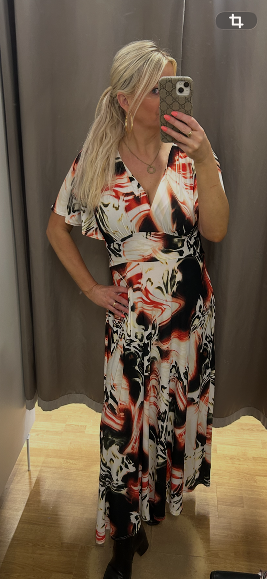 Kjólinn okkar