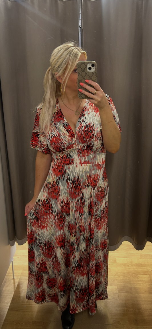 Kjólinn okkar