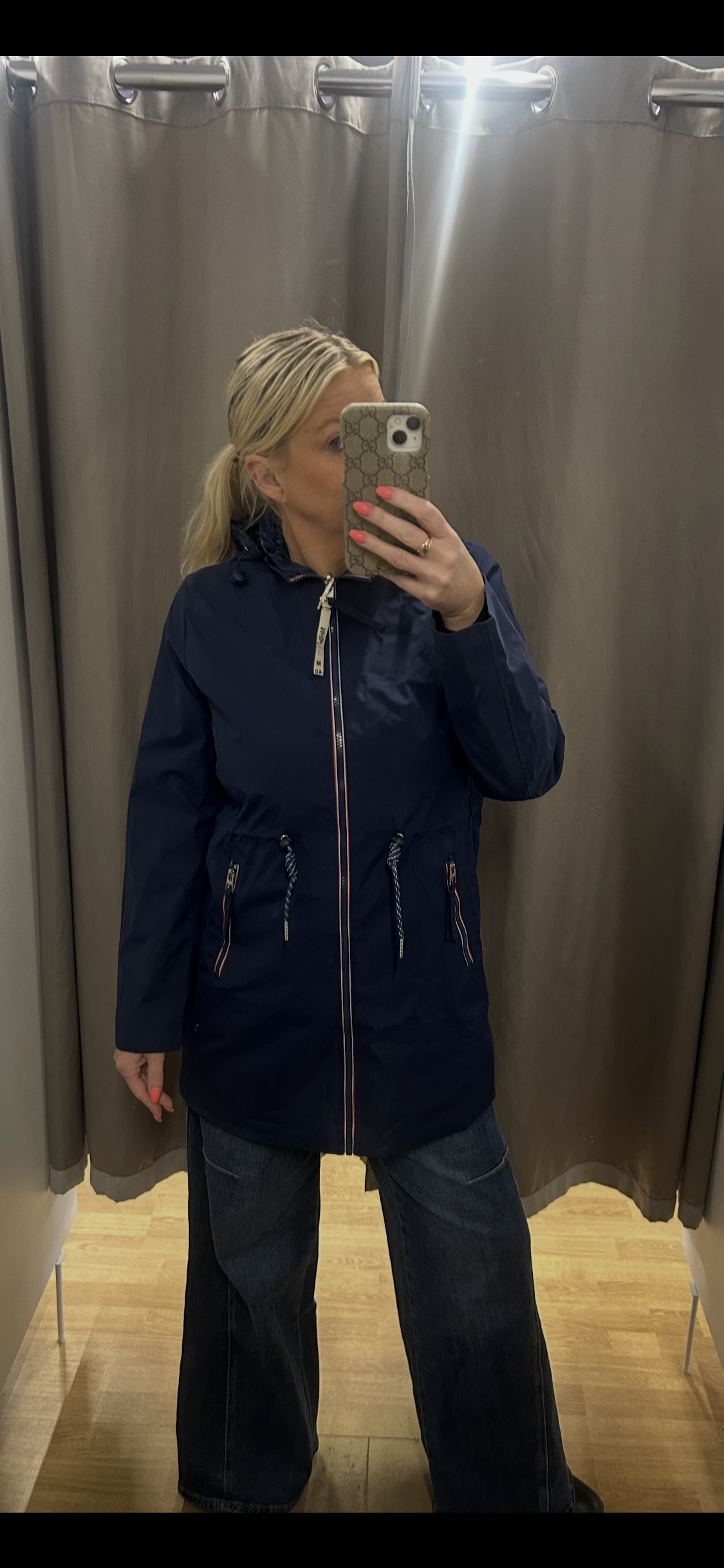 Regn og vindjakkar/ þrír litir